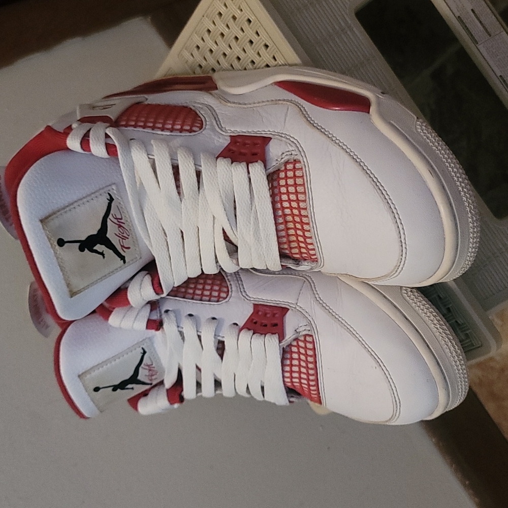 Air Jordan alternate 89 4's